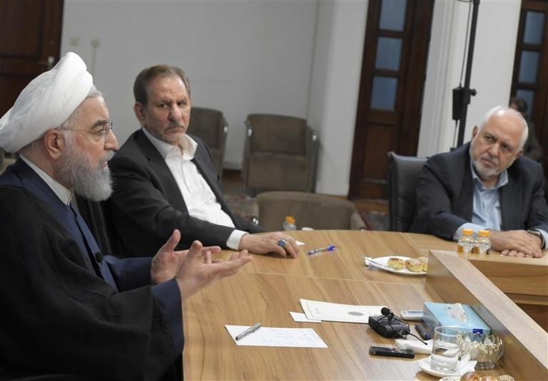 حسن روحانی: اظهارات غیرمعمول و انتقادات از تلاش‌ها برای تضعیف اتحاد مقدس و خدمت به اسرائیل.