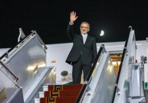 پزشکیان به سمت تهران حرکت کرد.