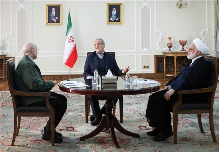 نشست مشترک رهبران قوا برگزار گردید.