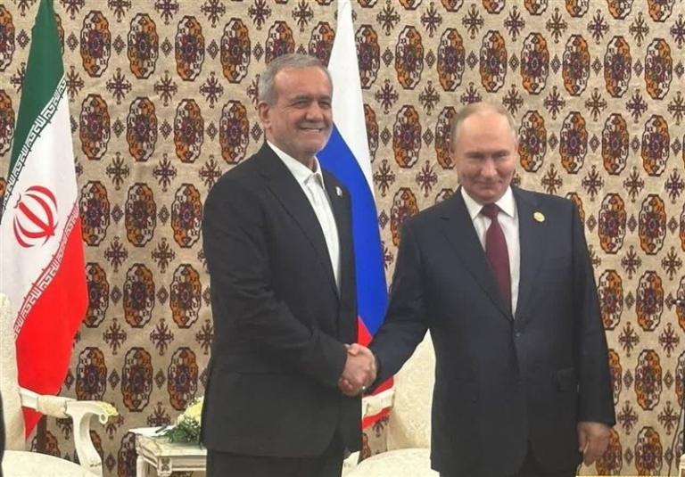 ملاقات پزشکیان و پوتین در عشق‌آباد برگزار شد.