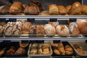 نجات جان هزاران نفر با کاهش نمک در نان و غذاهای آماده