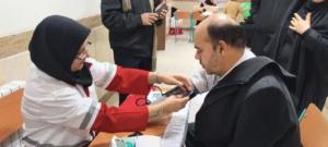 خدمات درمانی رایگان در روستاهای یزد با تلاش کاروان سلامت ارائه می‌شود