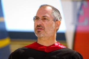 چک امضا شده استیو جابز با قیمتی شگفت‌انگیز به فروش رسید