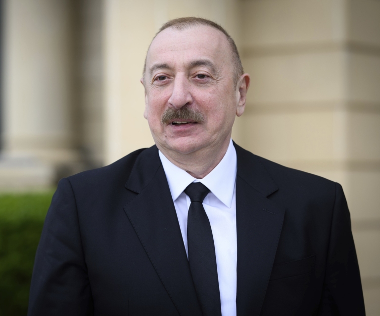عیلف میخواست حمله کند؟!